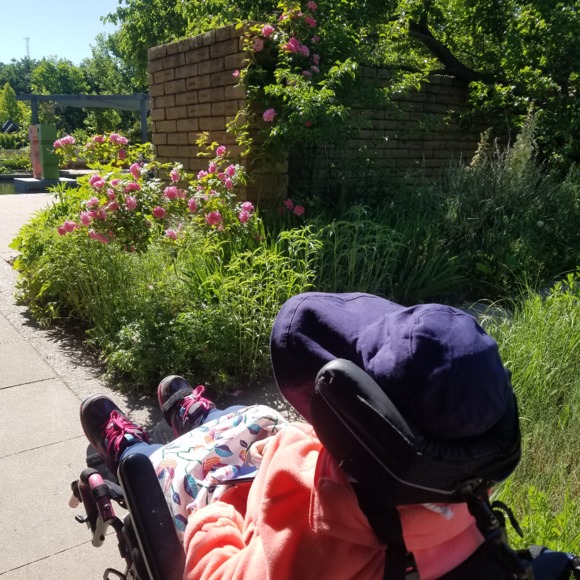 Meet your Posher, Jennifer - Picture 1 of 3